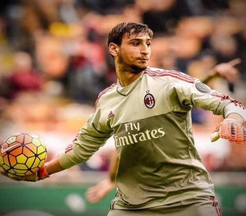 CBA：辽宁男篮稳住局势 客场战胜福建（CBA：辽宁男篮客场力克福建，稳住战局）