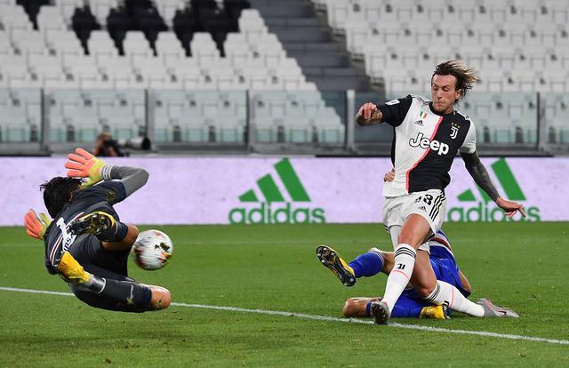 本赛季中超进球榜：海港72球居首，国安、泰山69球第二（中超本季球队进球榜：海港72球领跑，国安与泰山以69球并列第二）