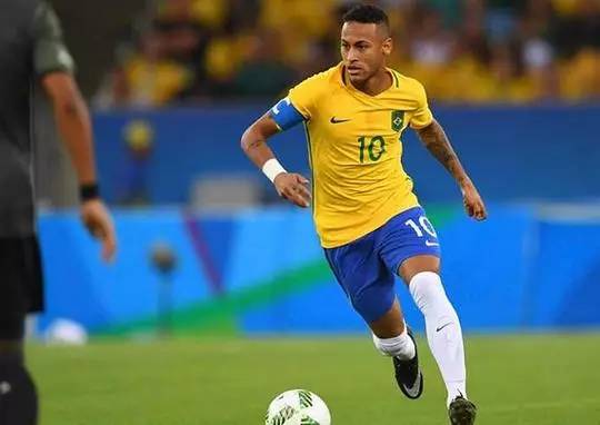 罗马诺：迪乌夫的最终转会费为2500万欧元，并已确保全额支付（罗马诺：迪乌夫转会费定为2500万欧元，全额支付已获保障）