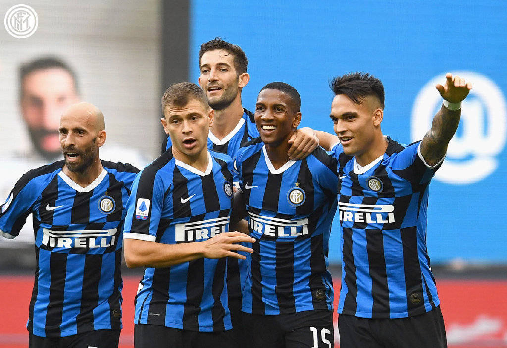 卡拉格公开向萨拉赫道歉，强调其利物浦贡献（卡拉格公开向萨拉赫致歉并肯定其对利物浦的贡献）