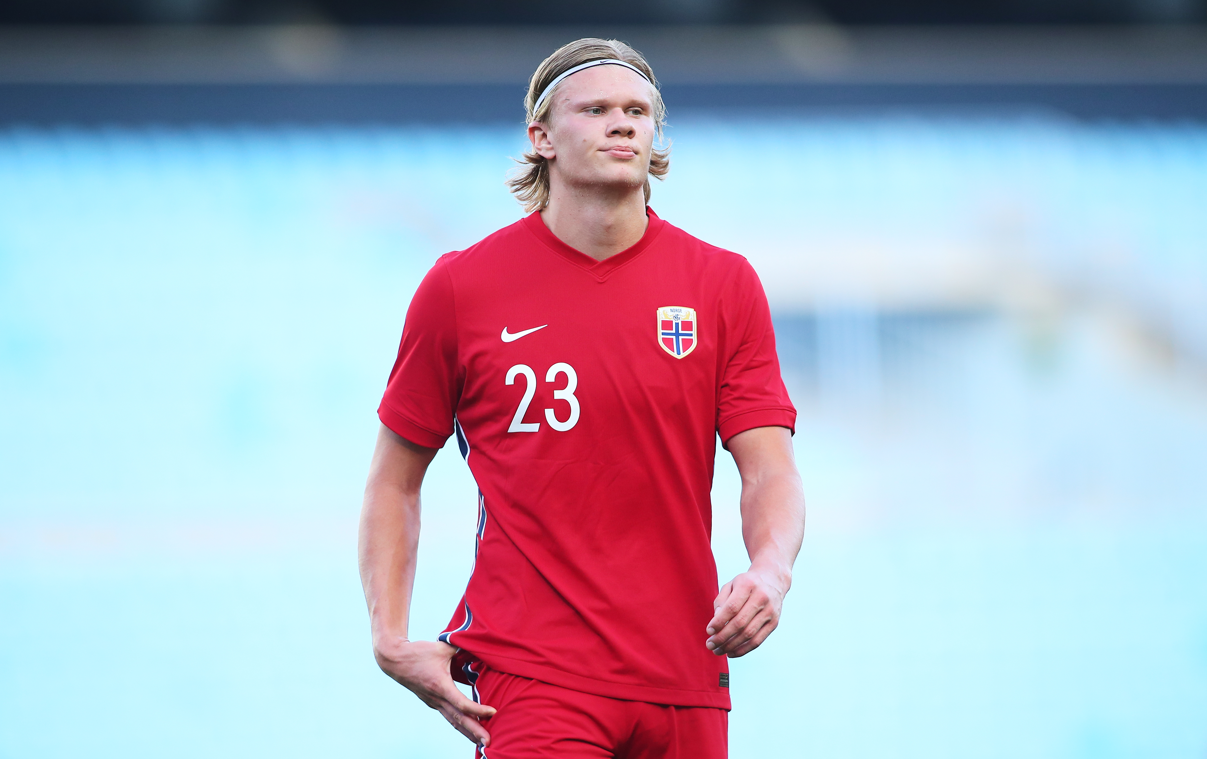 本轮欧洲世预赛最佳候选：帕罗特、姆巴佩、奥亚萨瓦尔、哈兰德（欧洲世预赛本轮最佳候选：姆巴佩、哈兰德、奥亚萨瓦尔、帕罗特）