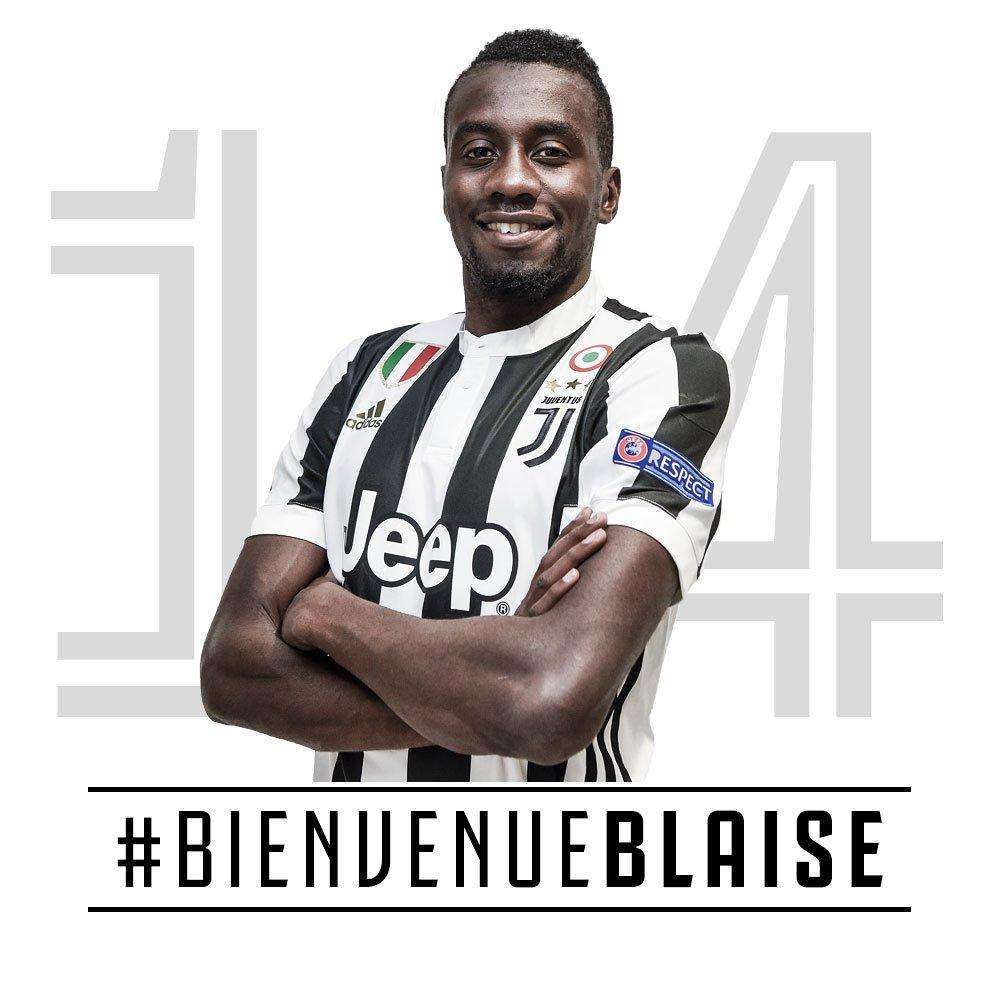 拜仁“小王子”卡尔的巨星之路 偶像梅西但不想和谁比较（拜仁小王子卡尔的巨星成长路：崇拜梅西，却不愿与任何人比较）