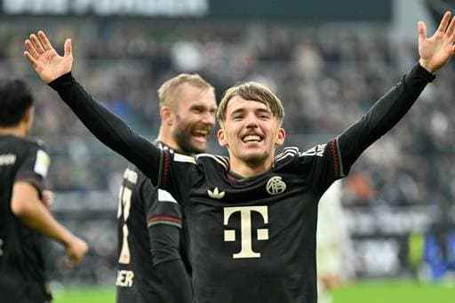 武磊回顾2025：欣慰和幸福的一年，错过了比赛但没错过自己（武磊盘点2025：这一年充满欣慰与幸福，虽缺席比赛却未迷失自我）