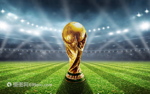 里程碑之战，恩里克迎来执教生涯第400场俱乐部赛事（职业生涯里程碑之战：恩里克迎来第400场俱乐部执教）